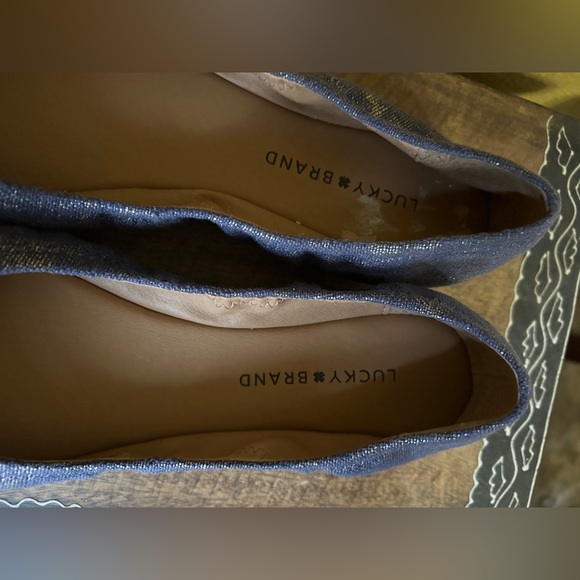 NEW Women’s Lucky Brand ballet shoes - purple with a goldish accent - size 11 - Picture 15 of 15